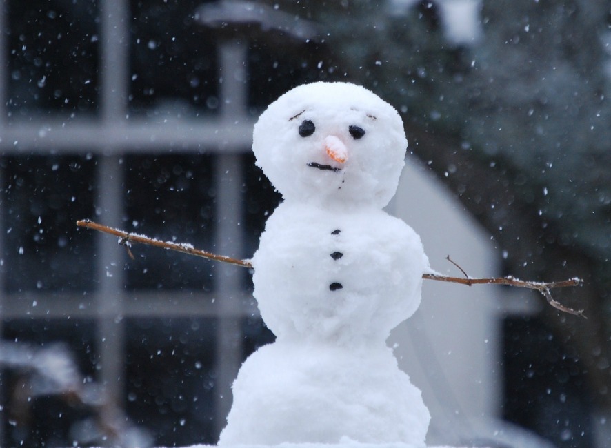 sad-snowman-by-mgshelton